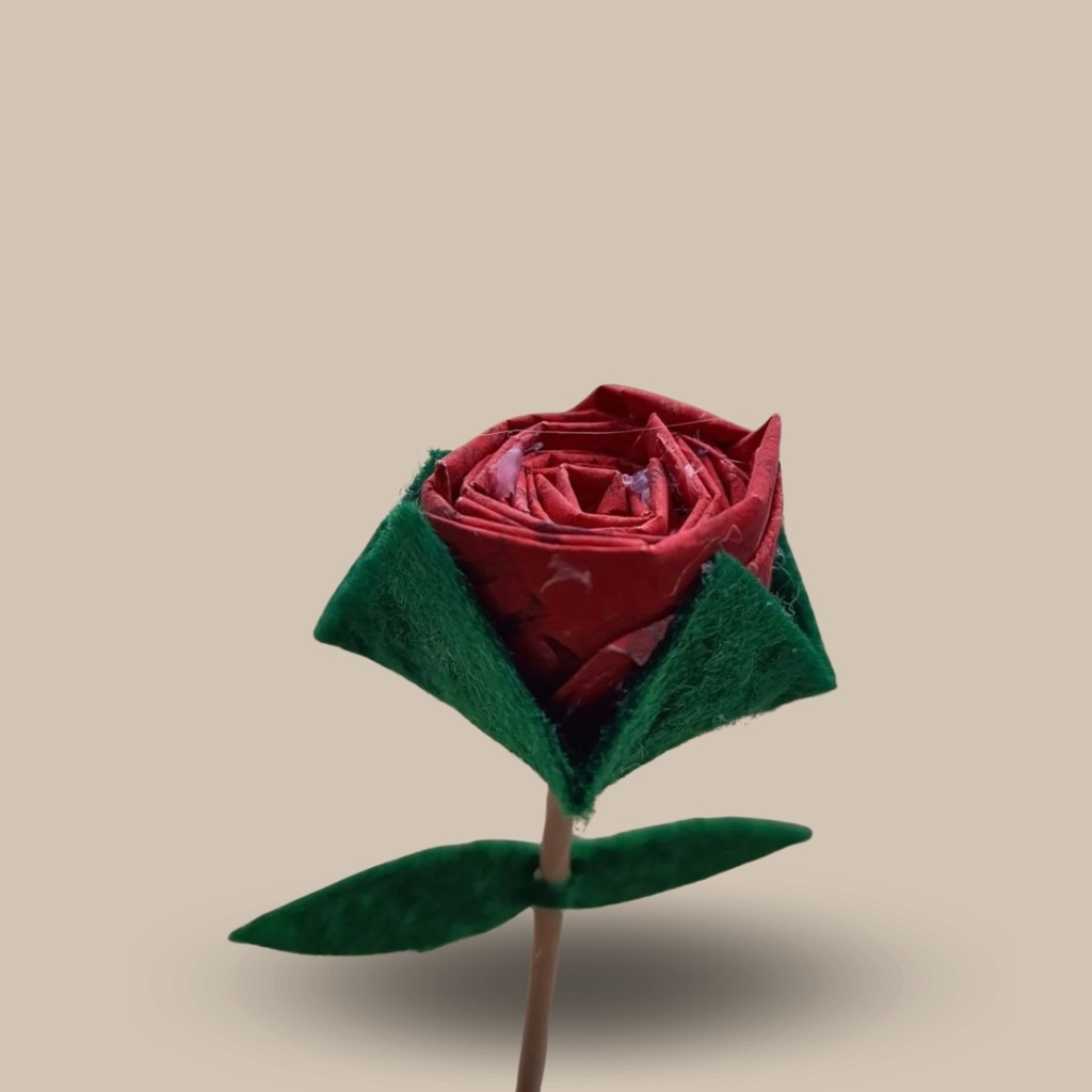Rosa de paper
